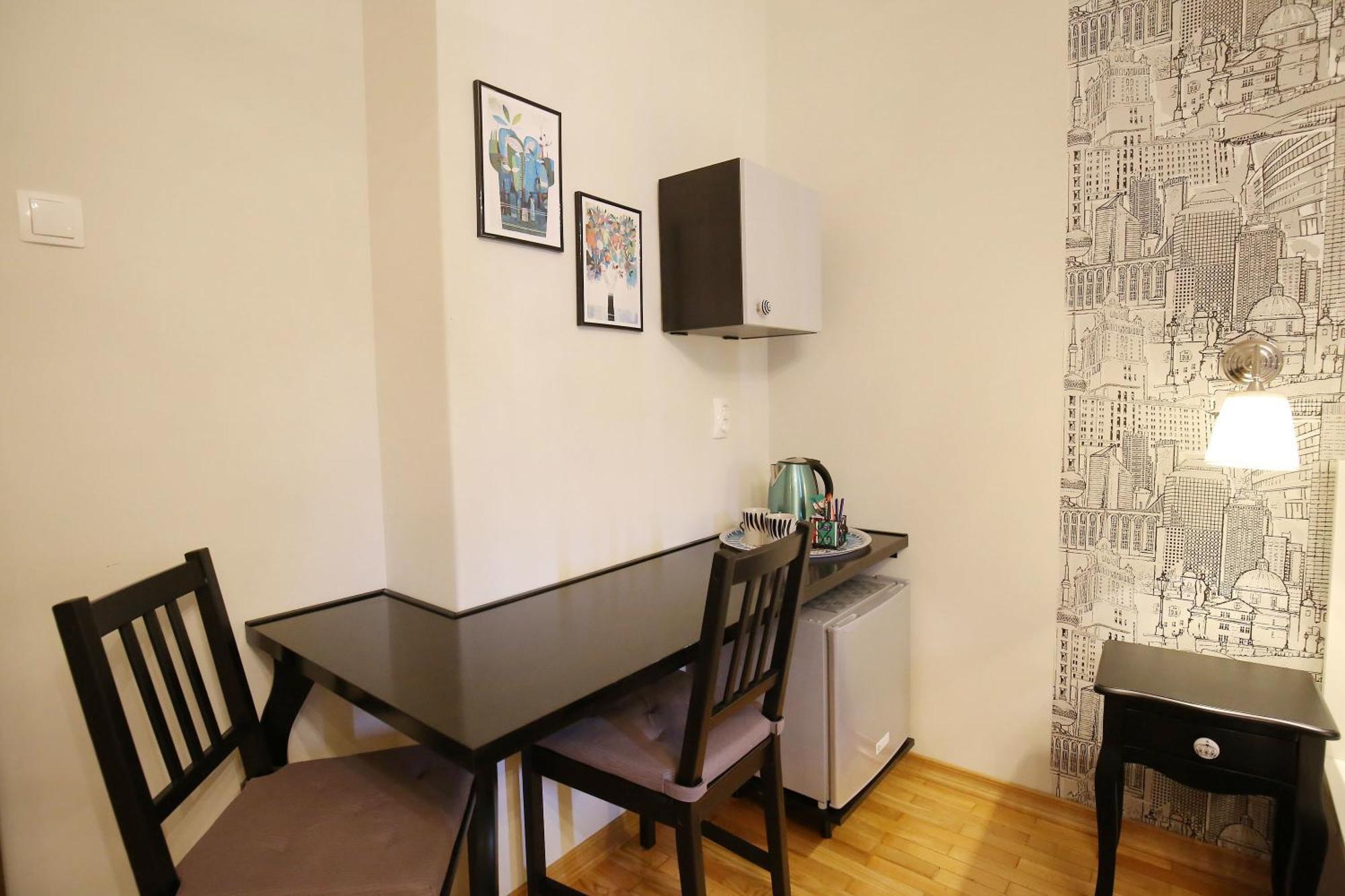 Guest house Verena'S Place Old Town 3*